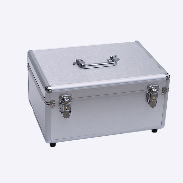 Caja de herramientas de metal portátil